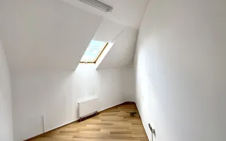 Casa individuala pretabila ptr birouri sau cabinete stomatologice. - Poză 13
