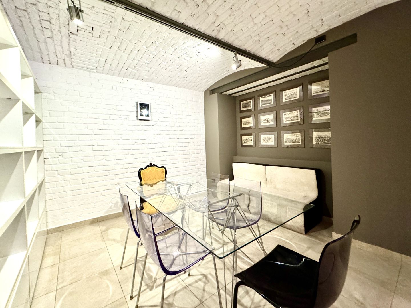 Spațiu de Birouri Elegant în Clădire Istorică Renovată – Piața Unirii, - Poză 12