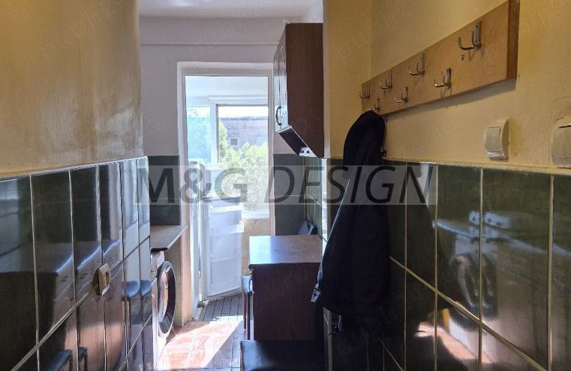 Garsoniera zona Blascovici  etaj 4 cu acoperis - Poză 4