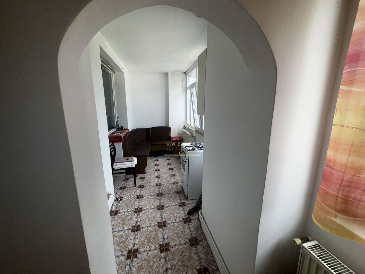APARTAMENT 2 CAMERE, CAMPULUNG, ETAJ 3, GRUI - Poză 13