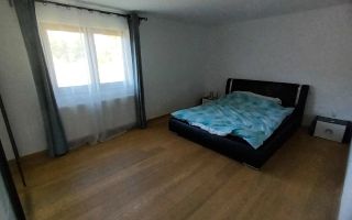 Casă modernă, 4 camere, curte generoasă, Poiana (Deleni) - Poză 3