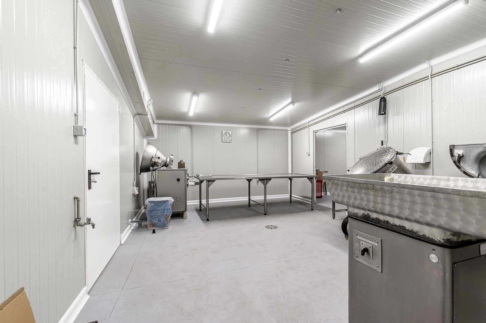 Unitate de abatorizare și procesare carne DN7  -  Nădlac - Poză 5