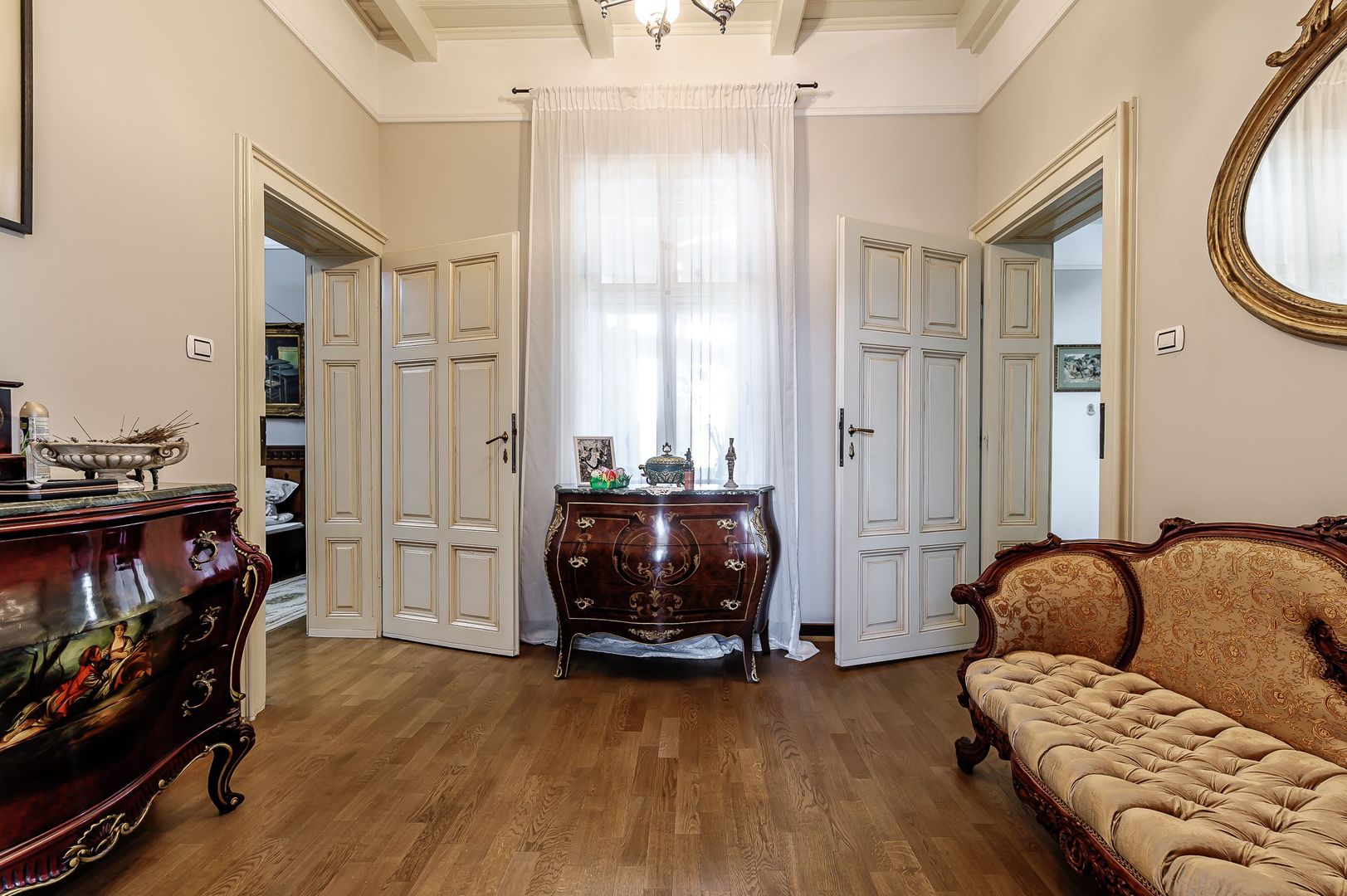 REZERVAT Visezi la o proprietate unică, plină de istorie și farmec? - Poză 6