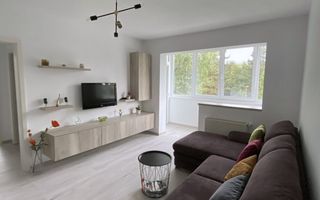 Apartament 2 camere modern , renovat - de inchiriat  Astra Brasov - Poză 1