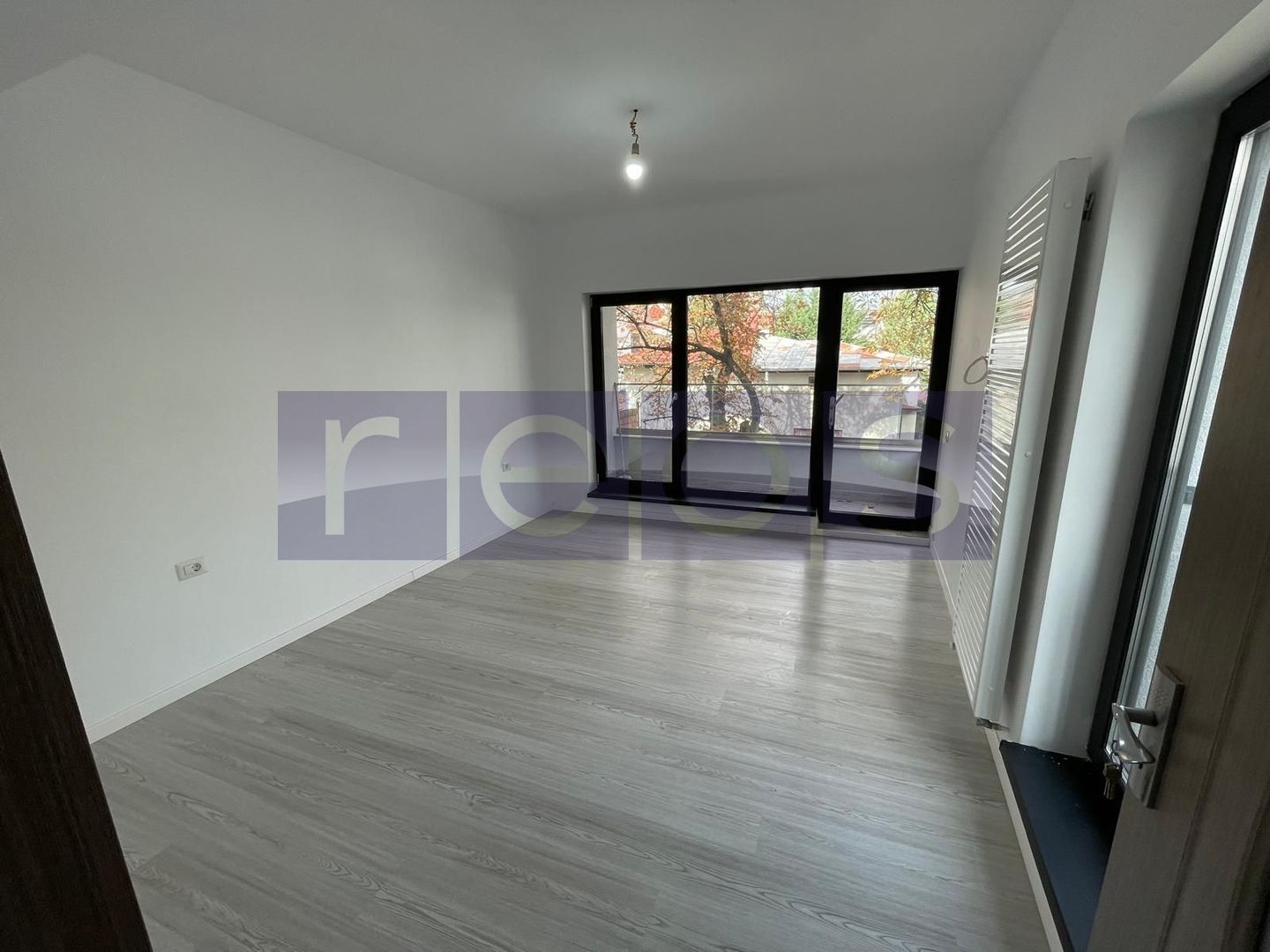 VANZARE VILA BARBU VACARESCU | 200 MP | LUX - Poză 2