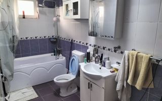 Casa in zona ultracentrala in orasul Blaj - Poză 11