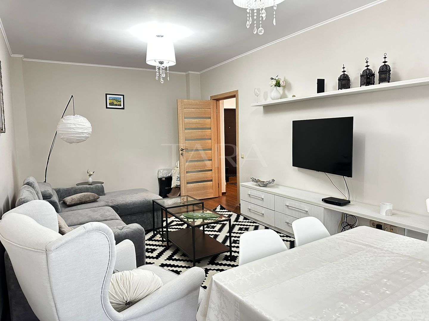 EXCLUSIVITATE. Studenti UMF. ULTRACENTRAL, Platinia Elite Residence. - Poză 5