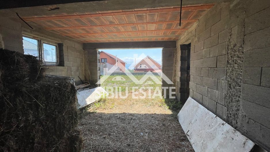 Casa Individuala in Sura Mare 5 camere, - Poză 13