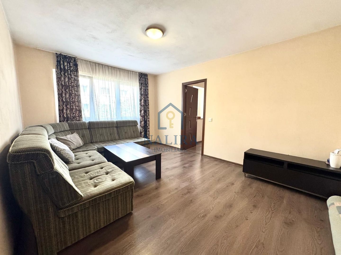 Apartament 2 camere de vanzare  - etaj 1 -  📍 Cuza Voda - Poză 1