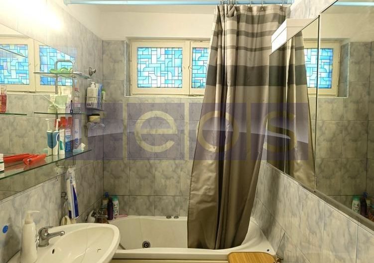 VANZARE APARTAMENT 3 CAMERE CENTRALA PROPRIE IANCULUI 67MP MOBILAT UTILAT - Poză 7