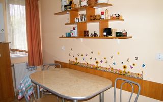 Apartament de 3 camere, Baciu - Poză 6