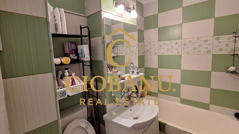 Apartament 3 camere ETAJ 1 de vanzare zona Craiovita Noua - Poză 4