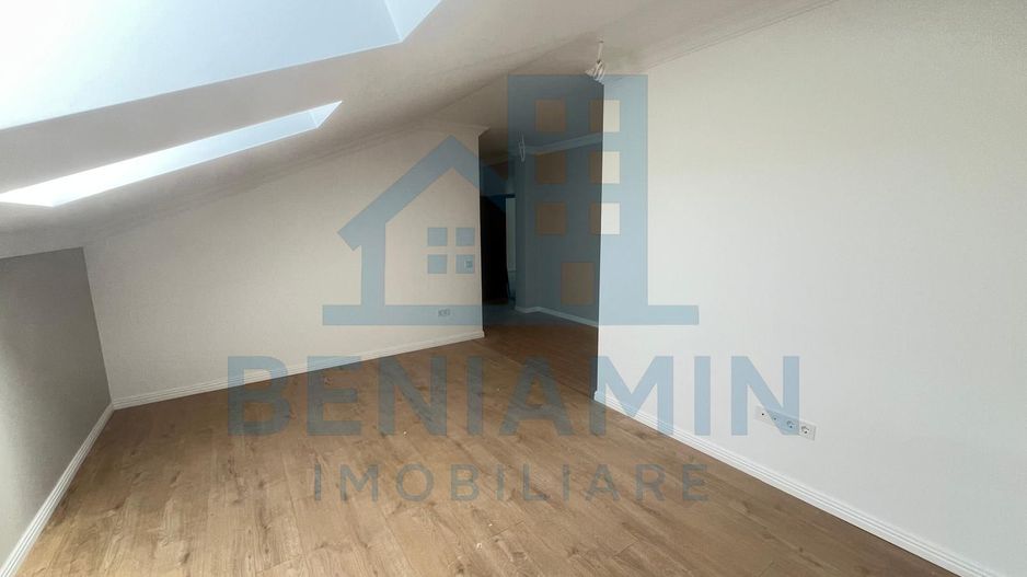 Garsoniera Decomandata - 45mp - balcon - parcare - Sanpetru - Roca - Poză 2