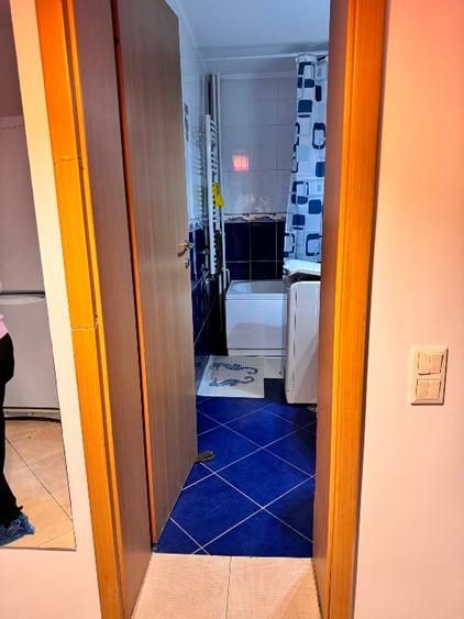 Garsonieră decomandată 40 mp, mobilată și utilată, Vitan Mall, etaj 4 din 8 - Poză 10