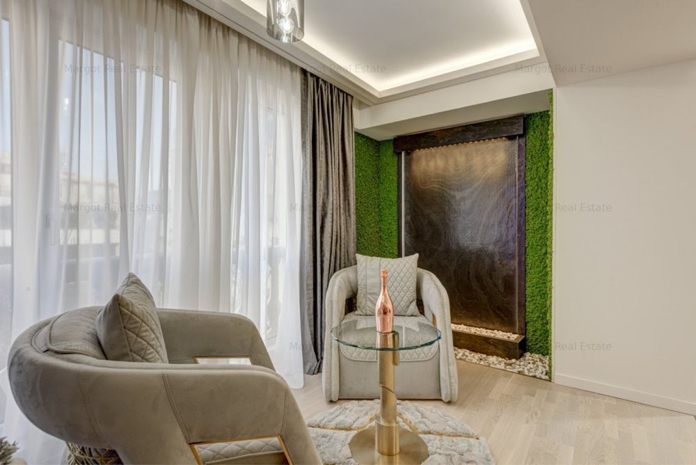 Apartament luxuriant 3 camere Cartierul Francez - Poză 2