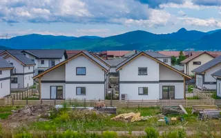 Kaus Residence – Cartier privat de case Izvor Tărlungeni - Poză 24