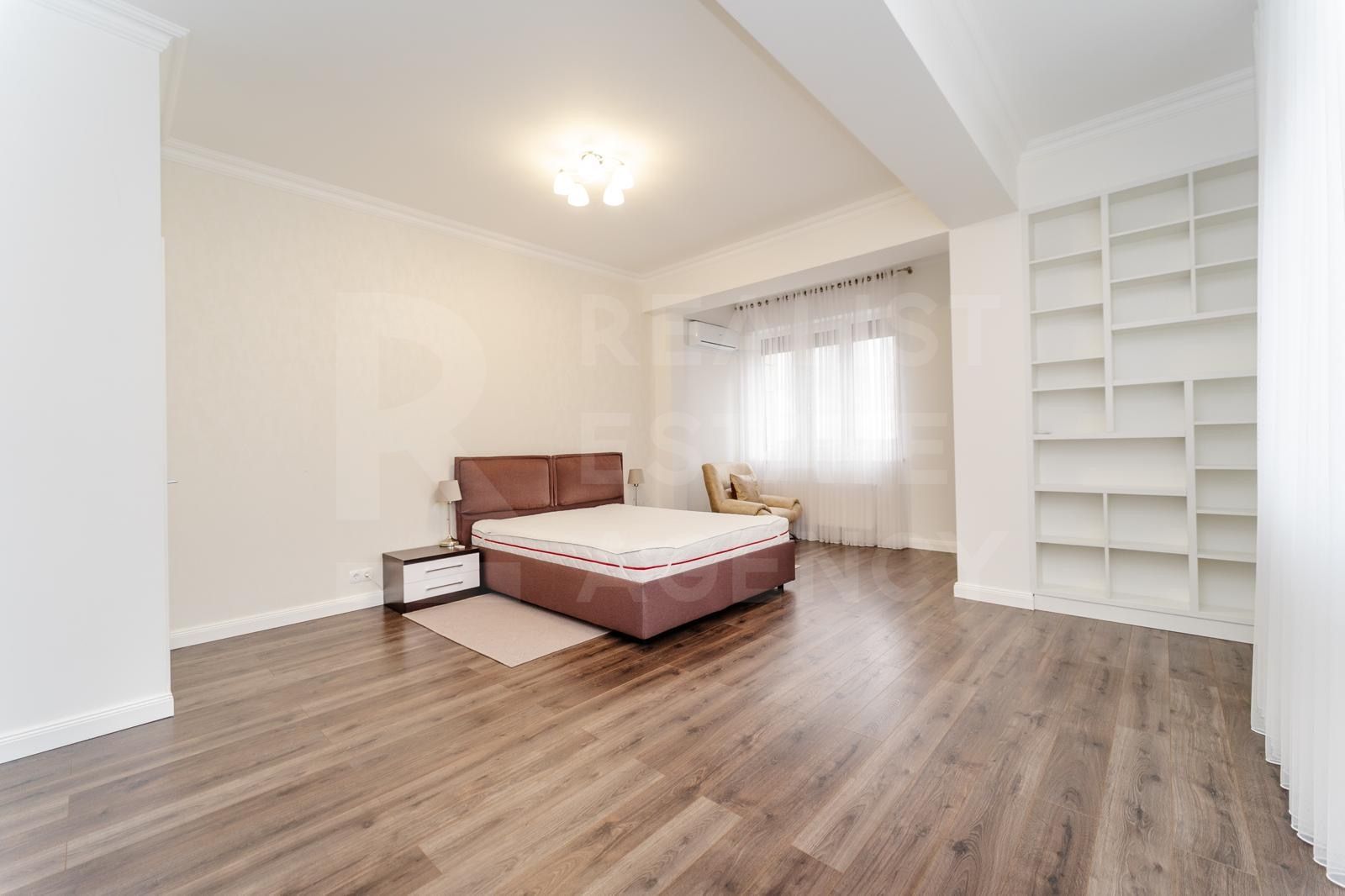 Chirie, apartament, 3 camere, strada Alexandru Bernardazzi, Centru - Poză 8