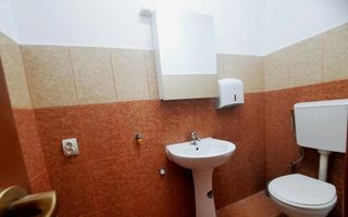 Apartament 4 camere nemobilat Stefan cel Mare de inchiriat bloc 2013 - Poză 14