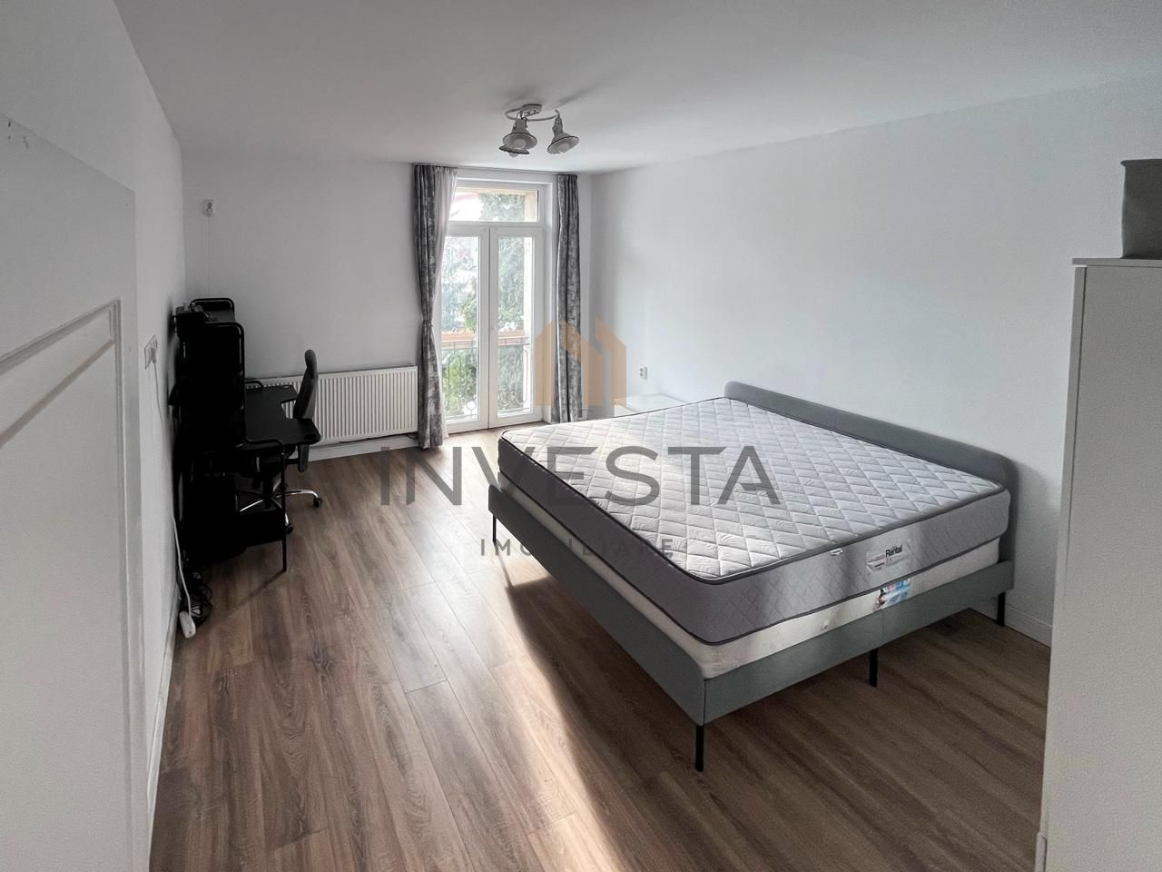 Apartament cu 2 camere decomandate in zona strazii Scortarilor ! - Poză 1