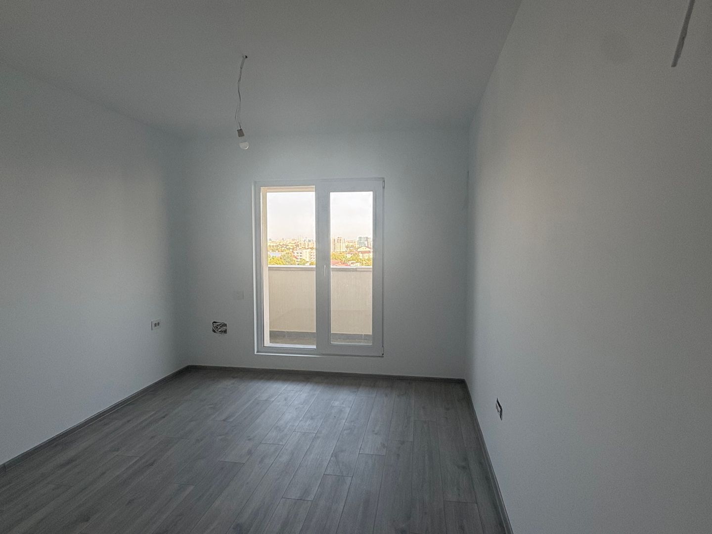 Apartament cu 3 camere 2 băi - Lacul Morii. Vedere lac. - Poză 12