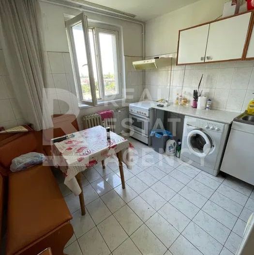 Vânzare, apartament cu 2 camere în zona Drumul Taberei - Poză 1