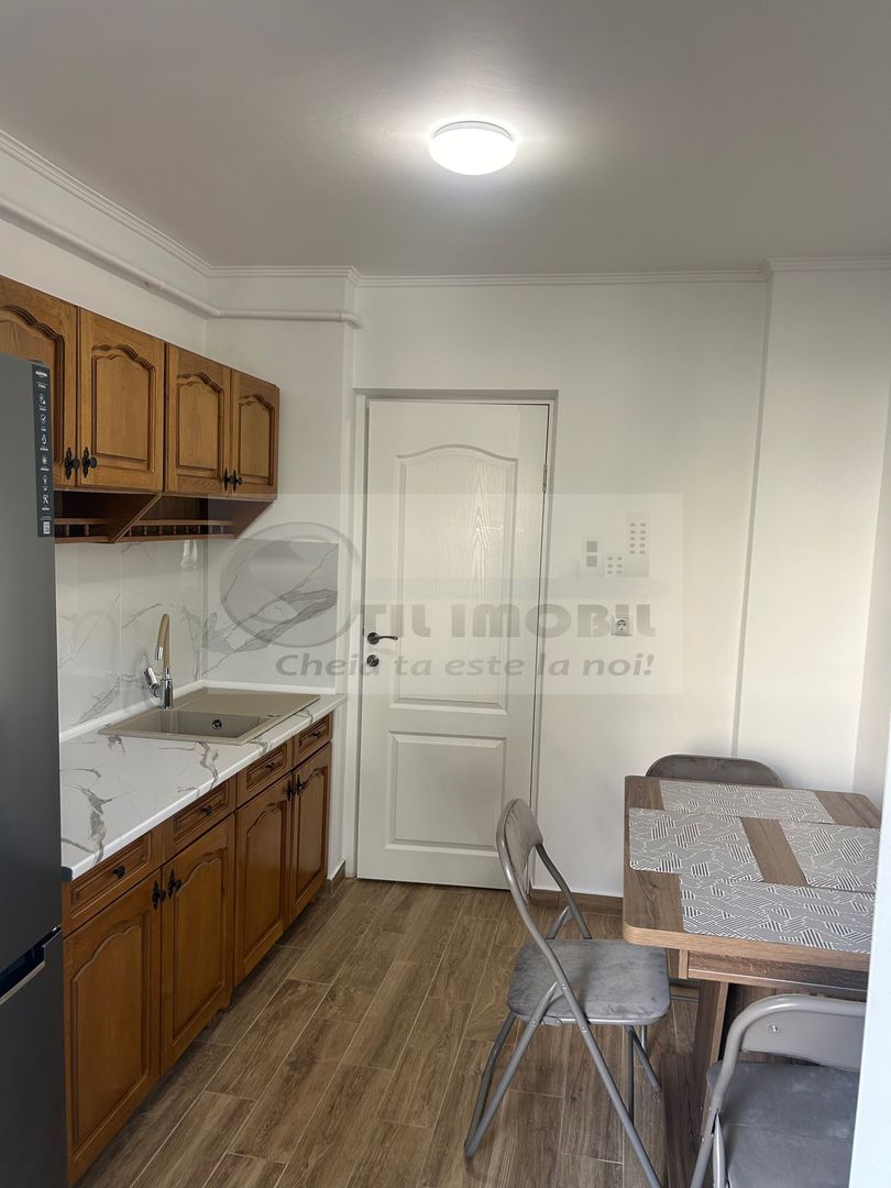 Apartament 3 Camere Decomandat – Zona Păcurari-600 euro - Poză 2
