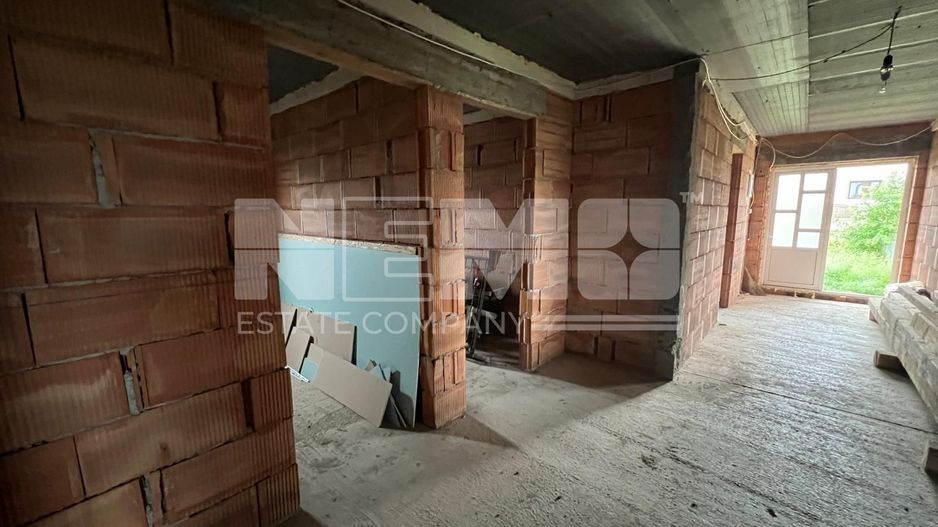 Casa la Rosu | 821Mp | Dornesti - Poză 8