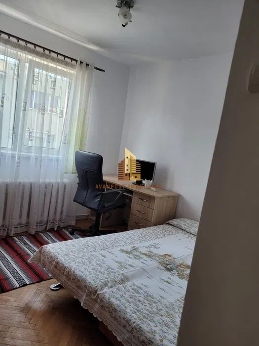 | Apartament cu 2 camere de vanzare | Decomandat | Cartierul Grigorescu | - Poză 2