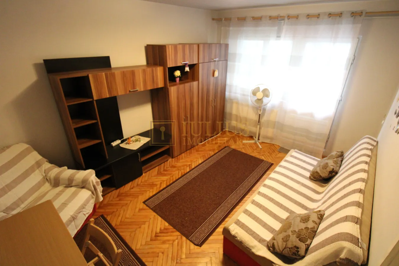 Garsoniera confort 1| ideala pentru studentii de la FEAA! — fotografia 1