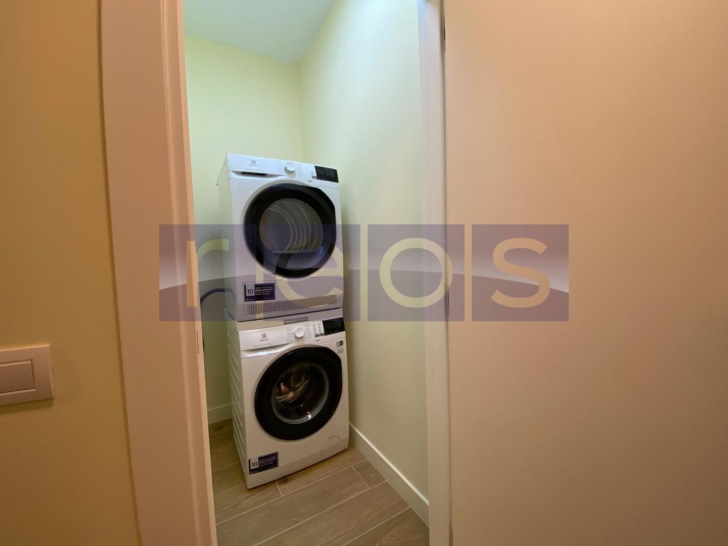 APARTAMENT 2 CAMERE ZONA EMINESCU + PARCARE - Poză 7