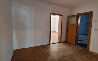 Casa P+1+M cu 5 camere teren 486 mp garaj si filigorie in Trei Stejari - Poză 8