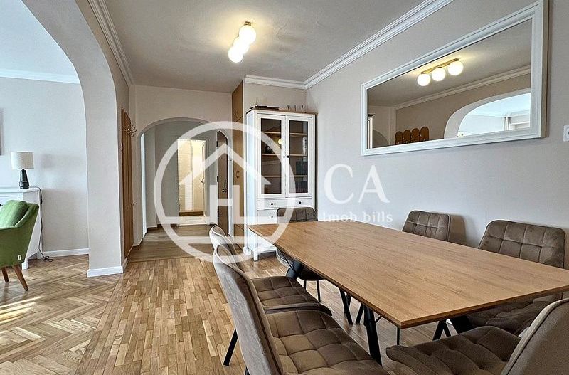 Apartament de închiriat cu 4 camere în zona Ultracentrală, Oradea - Poză 3