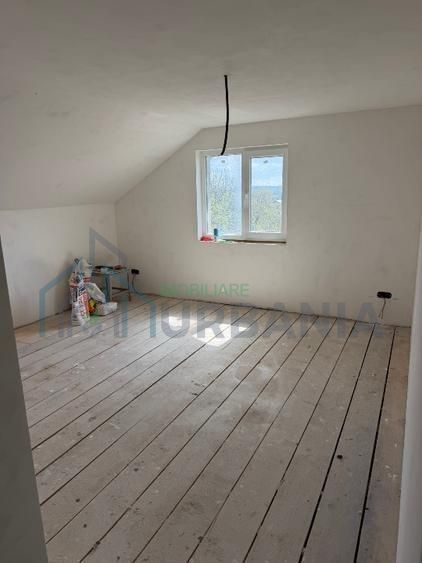 Casă P+M, 129 mp, teren 1640 mp, Cărbunari (Grajduri) – două unități separate - Poză 10