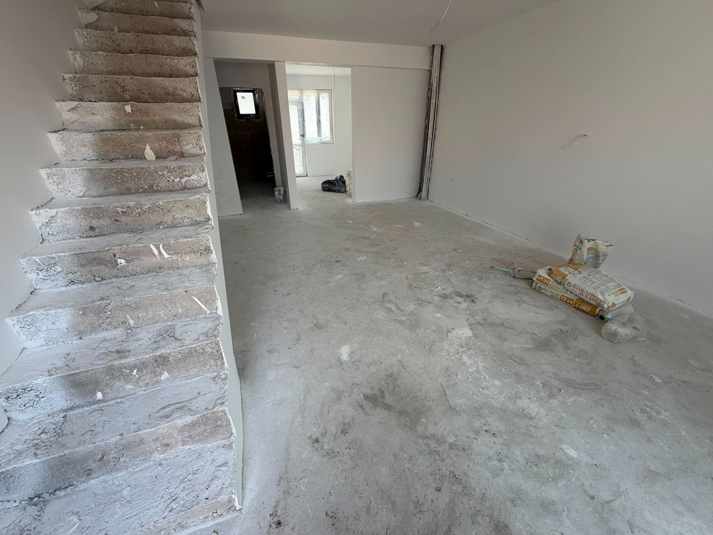 CASA TRIPLEX - RATE DEZVOLTATOR, TOATE UTILITATILE, COMISION  0% - Poză 8
