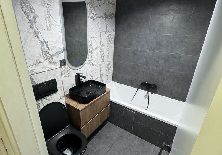 De Închiriat: Apartament 3 Camere la Metrou Brâncoveanu - Poză 6