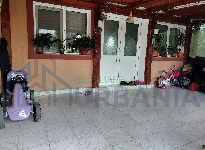 Casă de vânzare în zona Bucium, Iași – teren 800 mp, mobilată - Poză 1