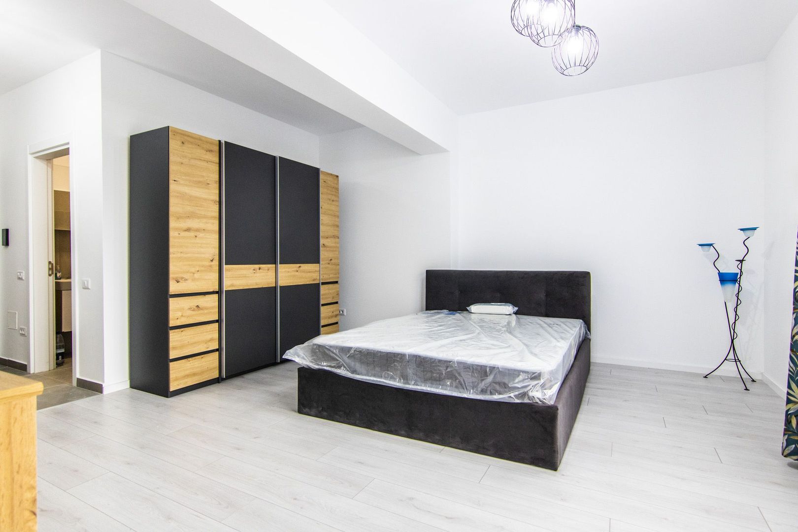 Garsoniera De Inchiriat | langa Metrou | Iuliu Maniu | Mobilata si Utilata - Poză 5