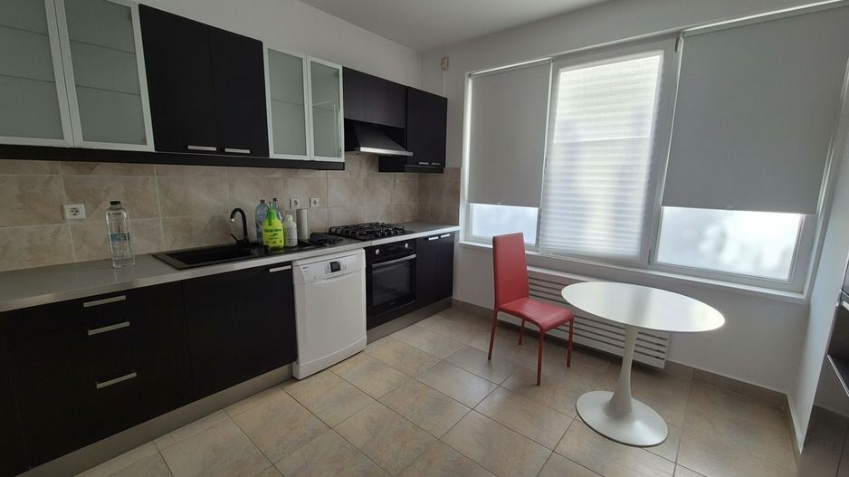 VILA SPATIOASA | 5 CAMERE | CURTE GENEROASA | OTOPENI - Poză 19