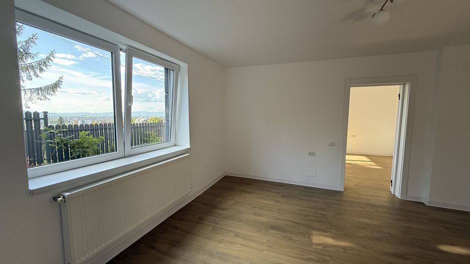 Apartament cu 2 camere in casa in Blumana, Brasov - Poză 11