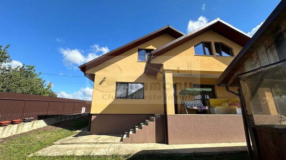 Casa individuala 159 mp + curte (total 450 mp) - Tomesti -180.000euro - Poză 1