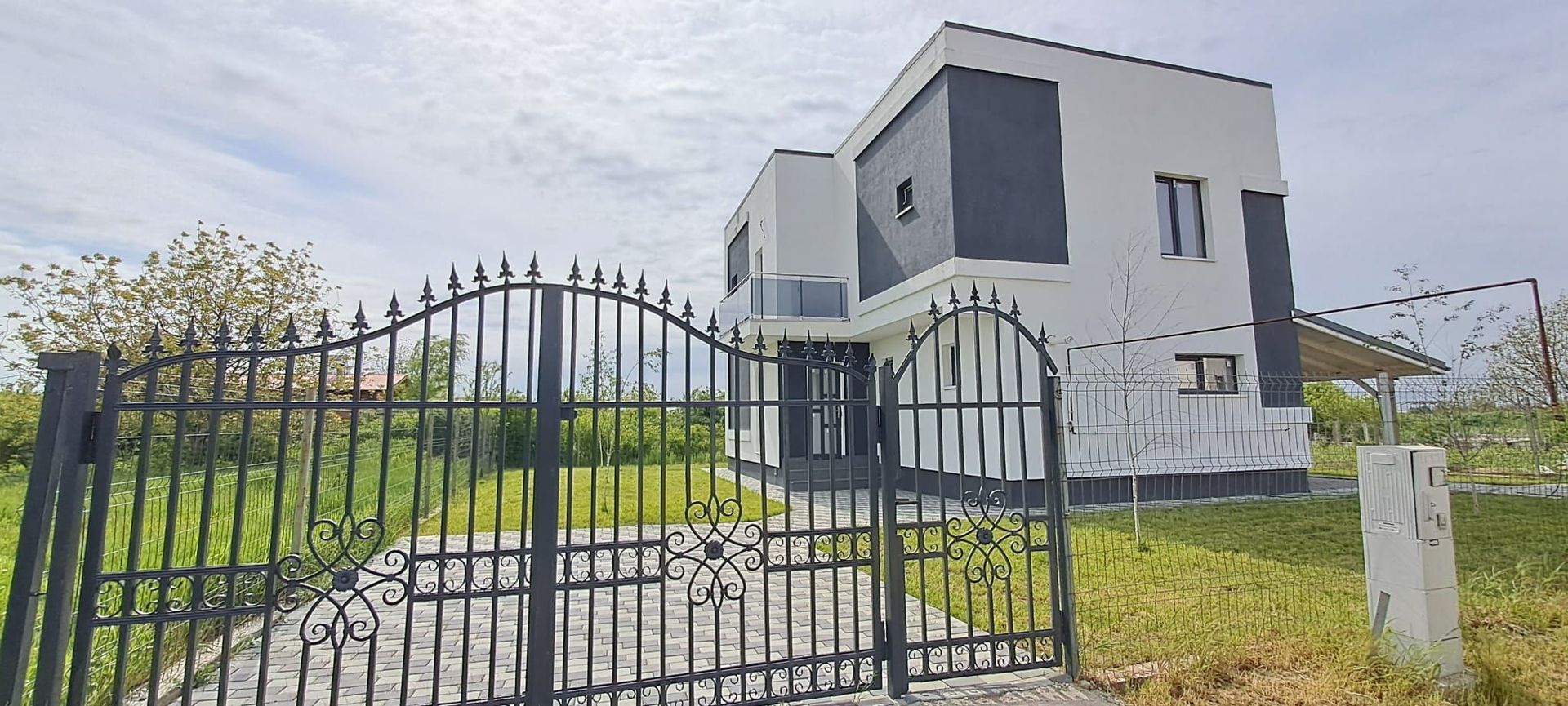 JOITA, casa individuala la cheie, P+1Et, 4 camere, 3 bai, comision 0% - Poză 1