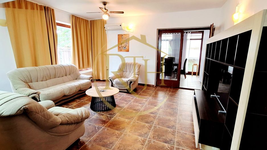 Oferim spre inchiriere, casa deosebi cu 4 camere,2 garaje,zona Soarelui-Braytim - Poză 1