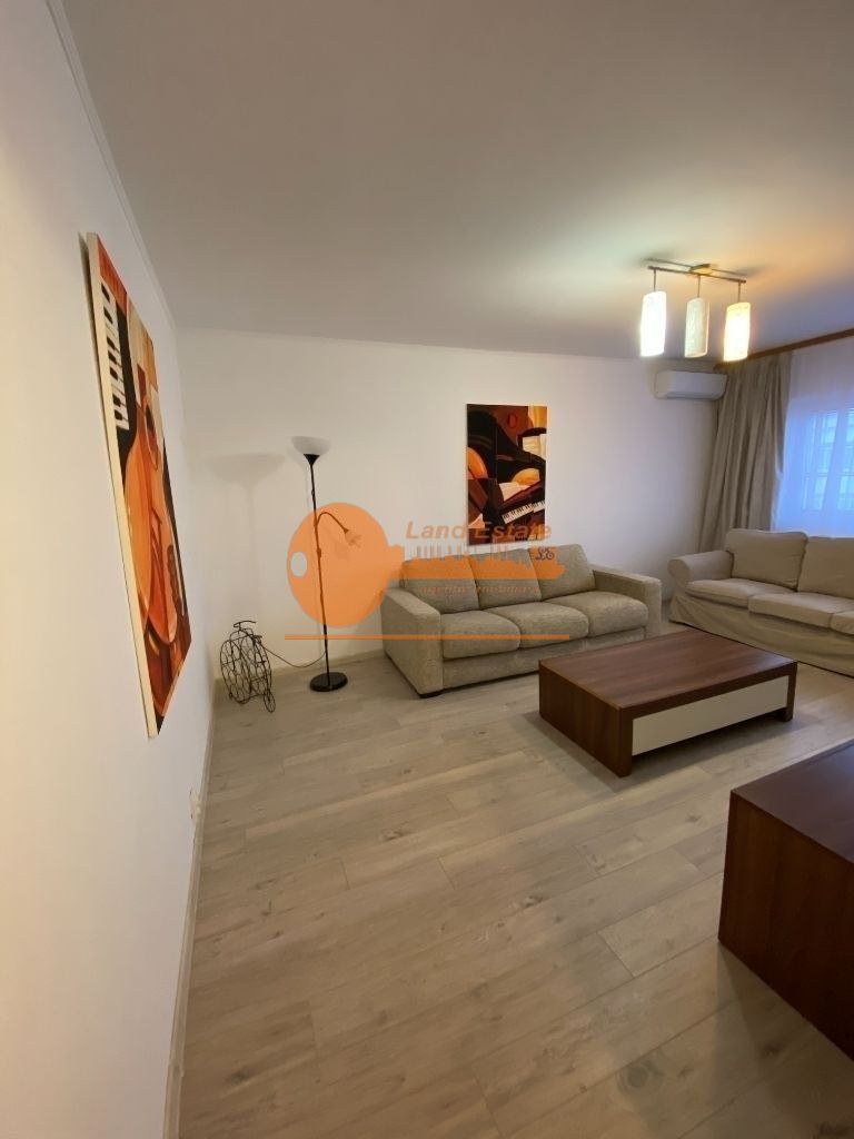 2 camere Aviatieie - Poză 5