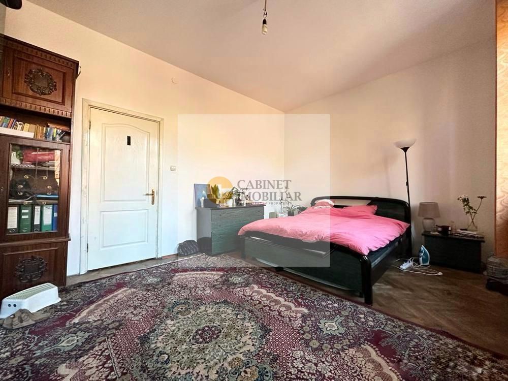 Apartament in vila | 2- 5 camere | Unirii | 150mp - Poză 2