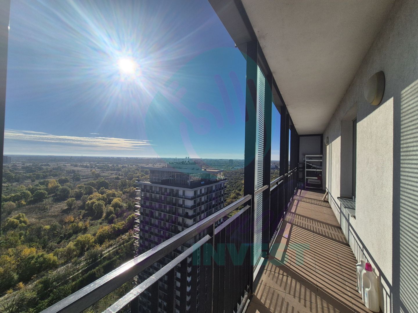 3 camere cu view spectaculos in Asmita Gardens - Poză 1