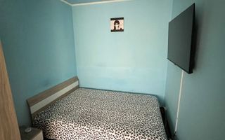 Apartament cu doua camere zona micro 14 - Poză 4