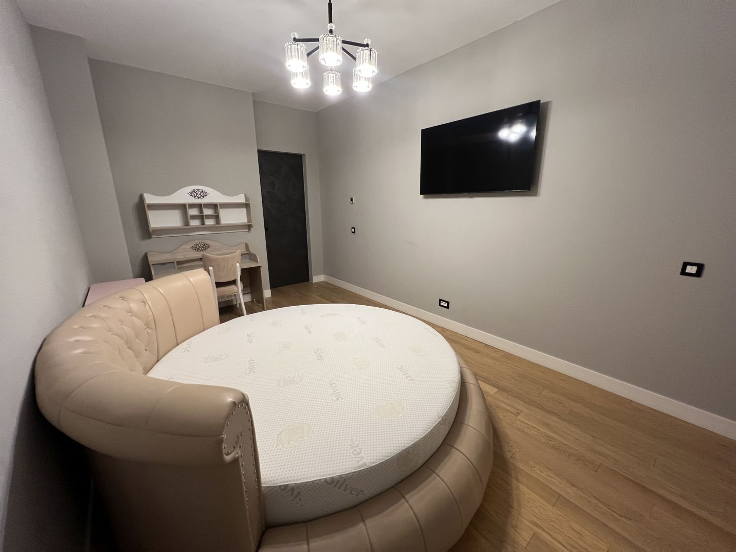 5 camere Lux Rahmaninov Residence vedere Parc Verdi - Poză 20