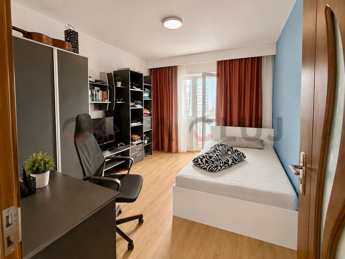 3 camere decomandate, etaj intermediar, zona Primăverii - Poză 4