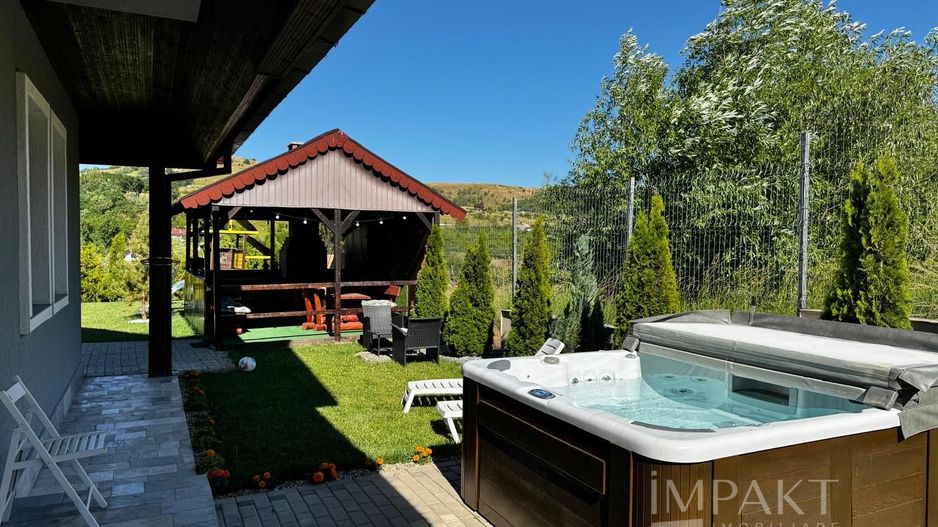 Vilă unică cu teren generos și vedere superbă în Sălicea! - Poză 7