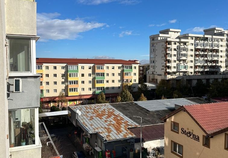 Vând apartament 4 camere pe Bulevardul Transilvaniei - Poză 8